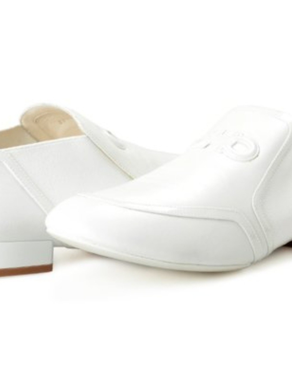 Salvatore Ferragamo Women's Jayda S Gancini-embossed White loafers Size 9C NWB